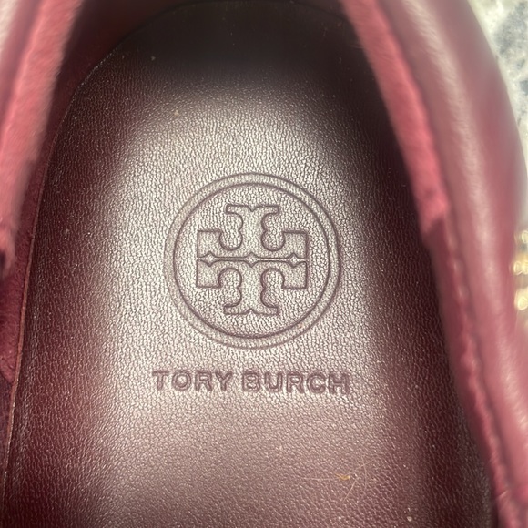 ❤️ Tory Burch size 7 purple, beautifully quilted loafers❤️ - Picture 5 of 7